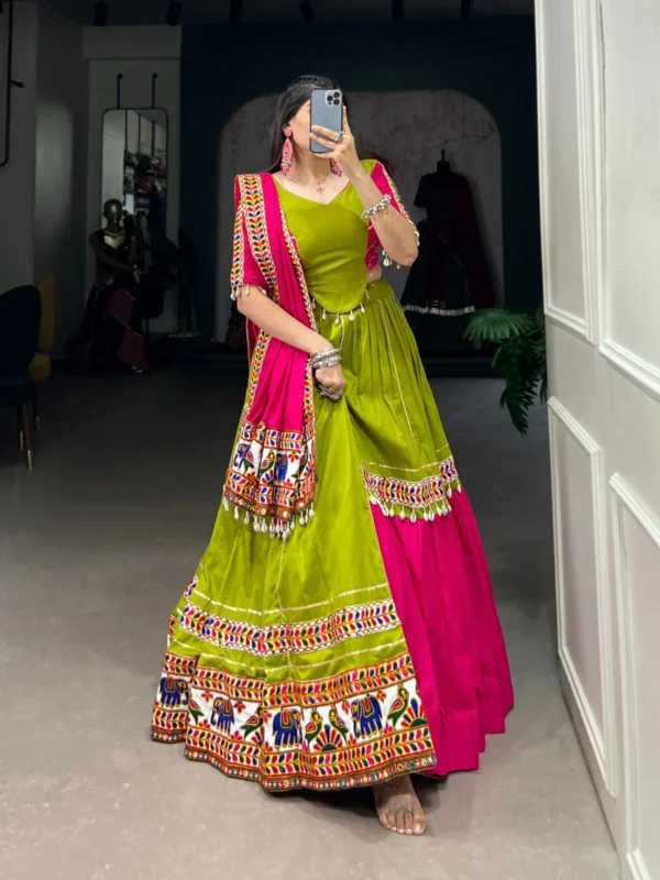 Navratri Gamthiwork lehenga