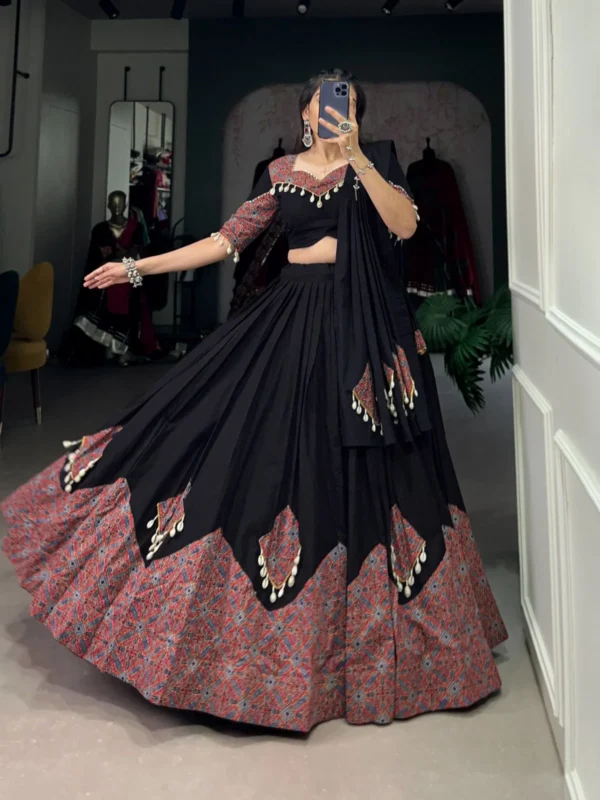 Navratri Lehenga