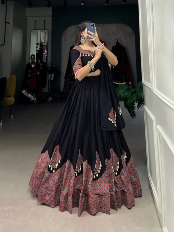 Navratri Lehenga