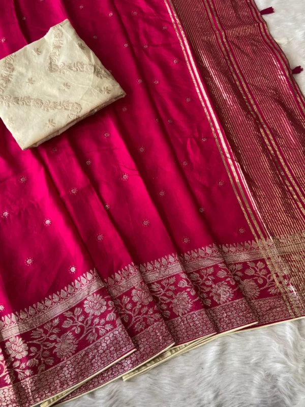 Pure Viscose Dola Saree - Red
