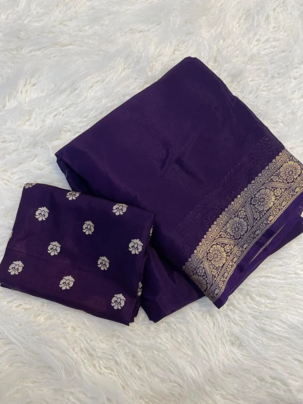Chinnon Blooming Saree